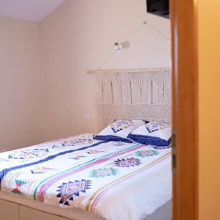 Domaine Des Jammetous - Hotel And Yoga Retreat Center La Magdelaine-Sur-Tarn Bagian luar foto